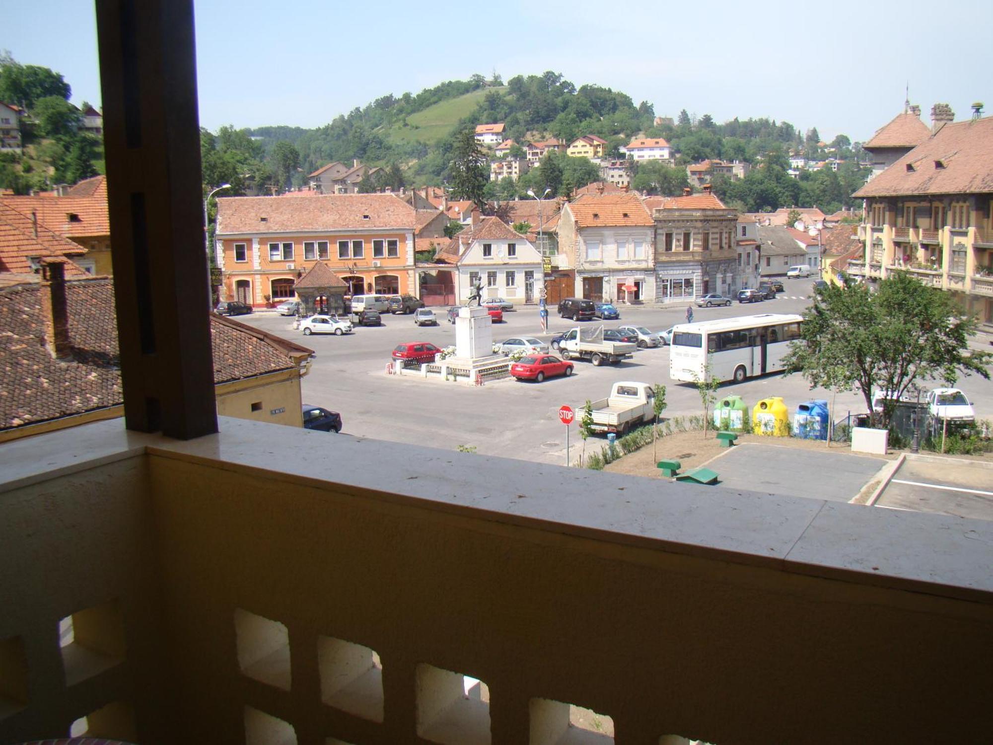 Coroana Brasovului Hotel Exterior foto