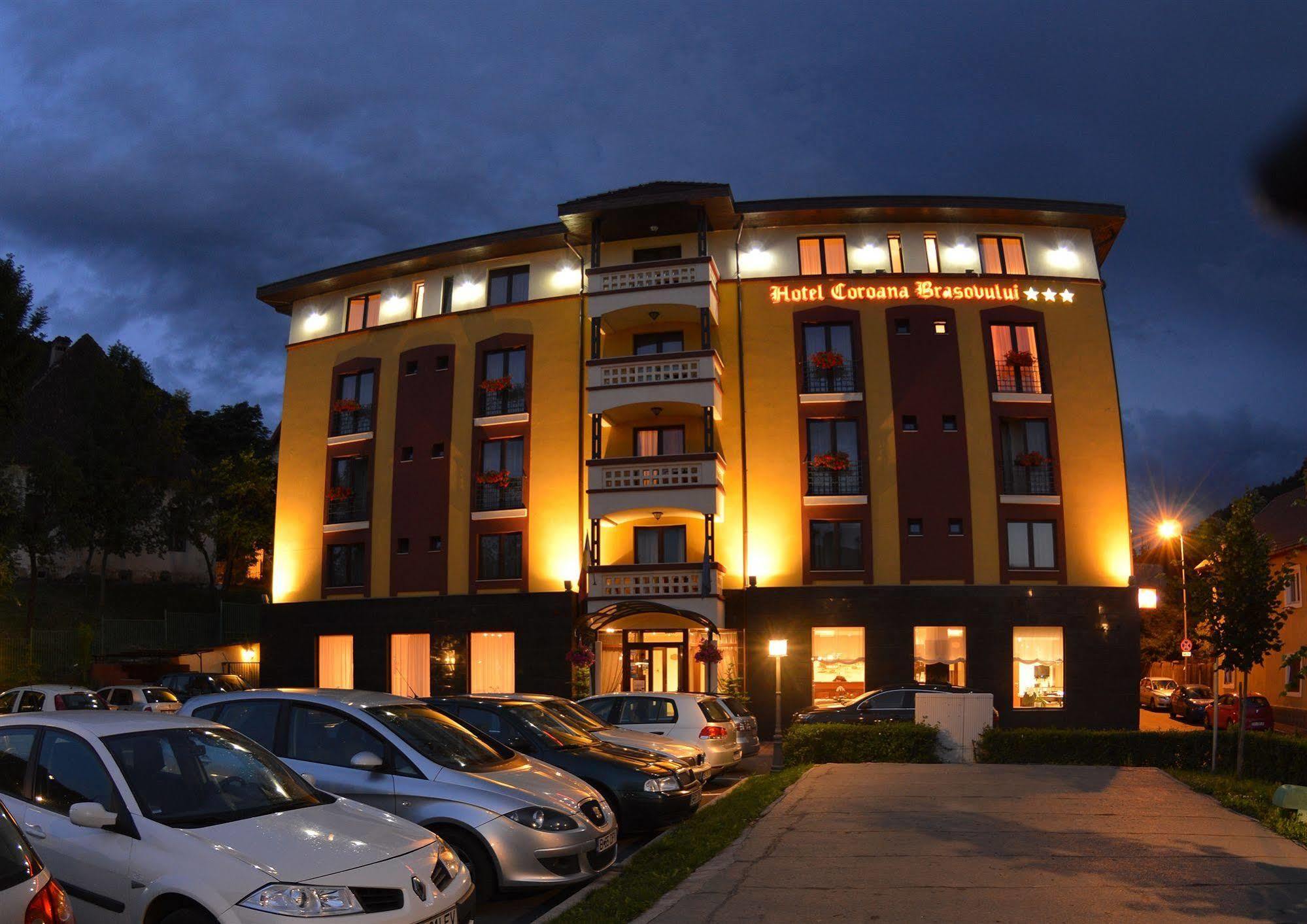 Coroana Brasovului Hotel Exterior foto